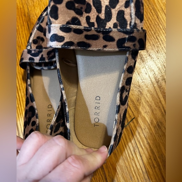 Torrid leopard print ballet‎ slip on loafers - Picture 2 of 4